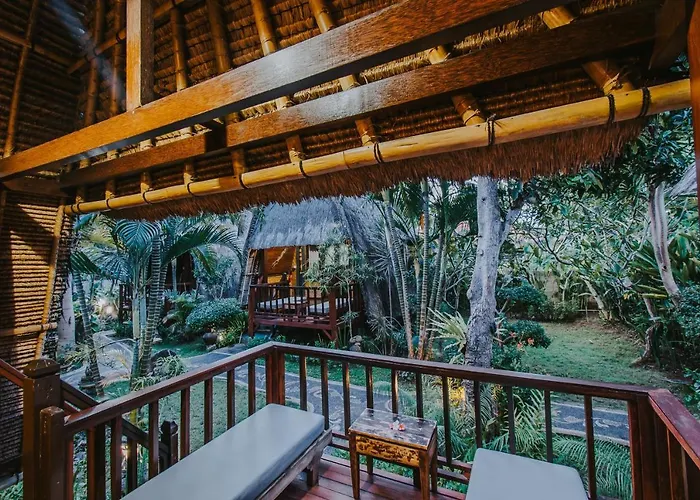 منتزه العطل Alam Nusa Huts &
